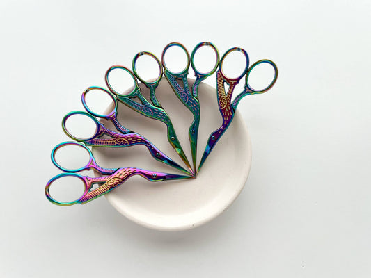 Embroidery Gradient stork scissors