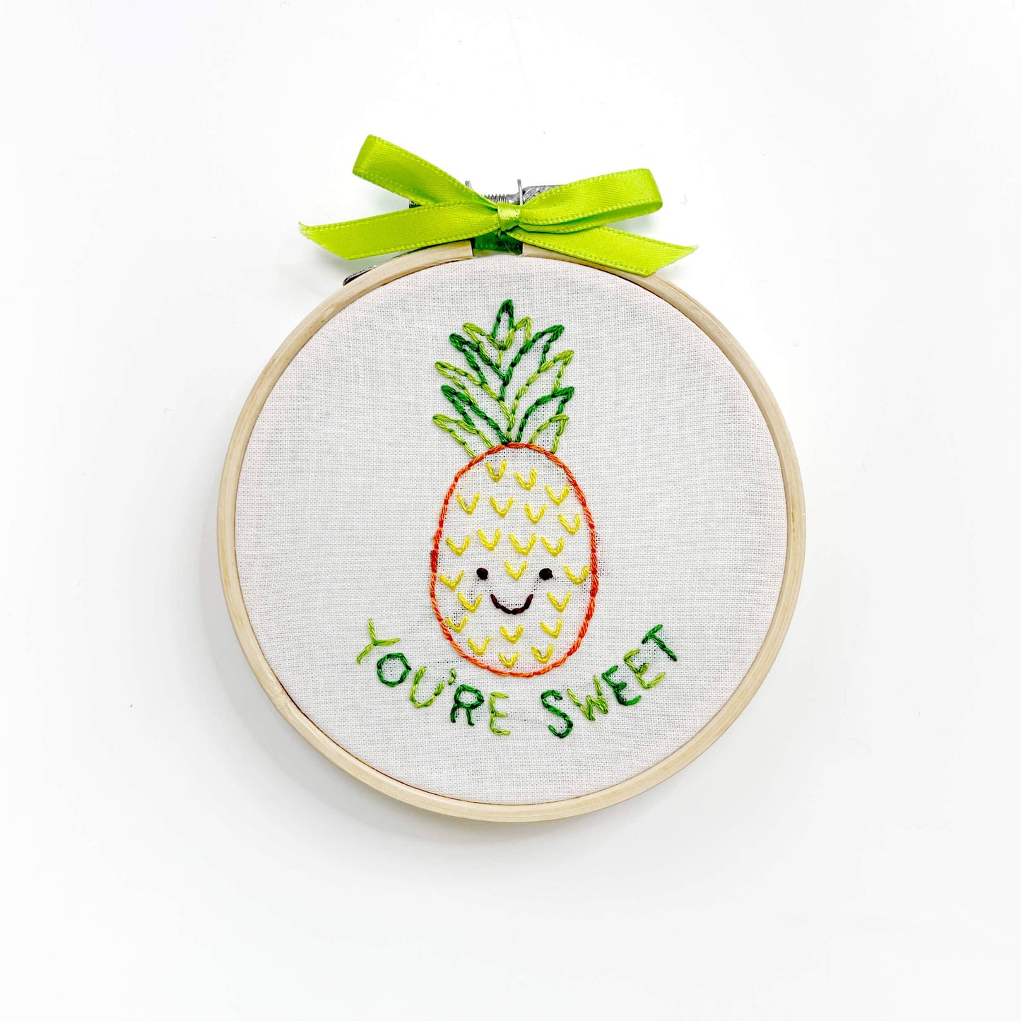 Pineapple 4-inch embroidery kit