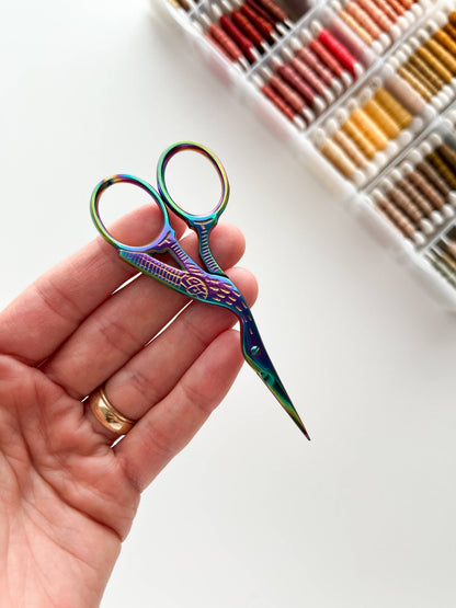 Embroidery Gradient stork scissors
