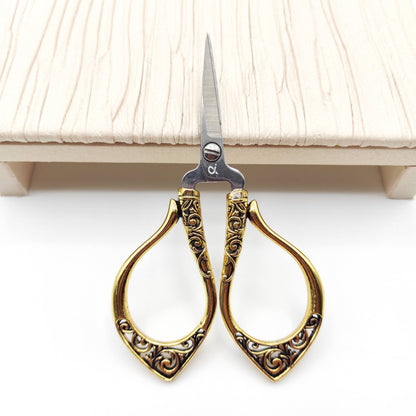 Vines Pattern Vintage Style scissor