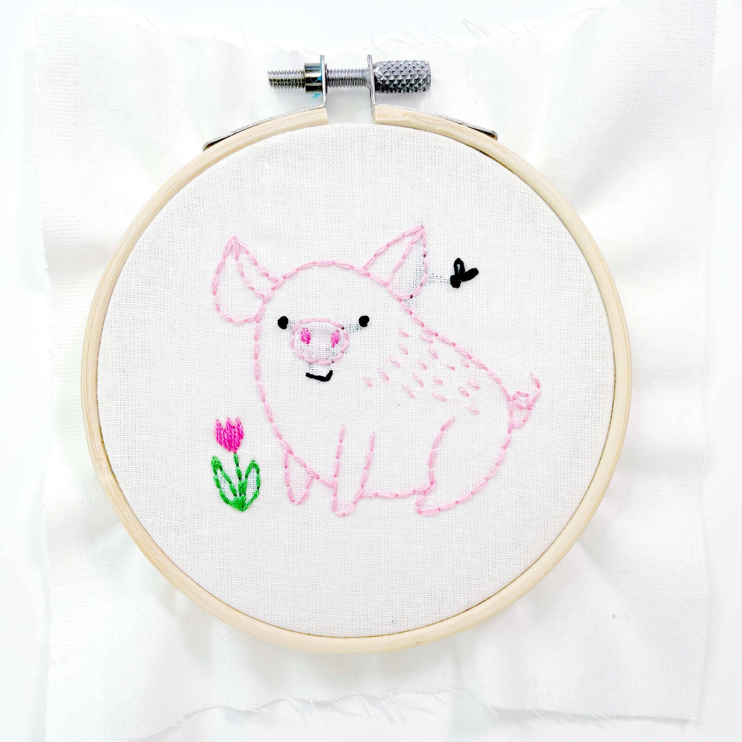 Pig 4" embroidery kit