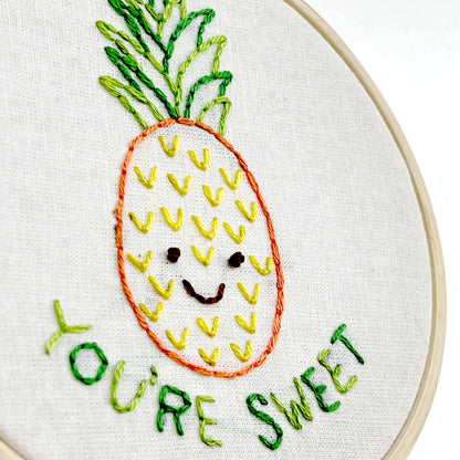 Pineapple 4-inch embroidery kit