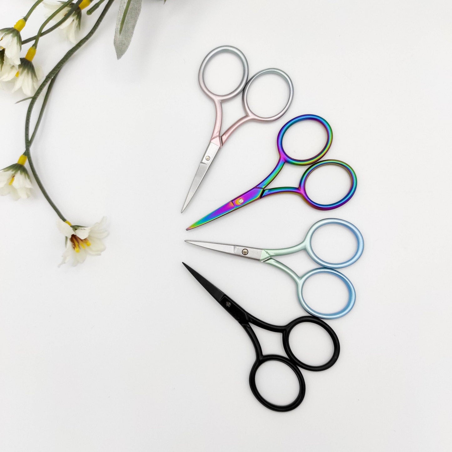3.5" Modern small sharp scissors-TSA Approved
