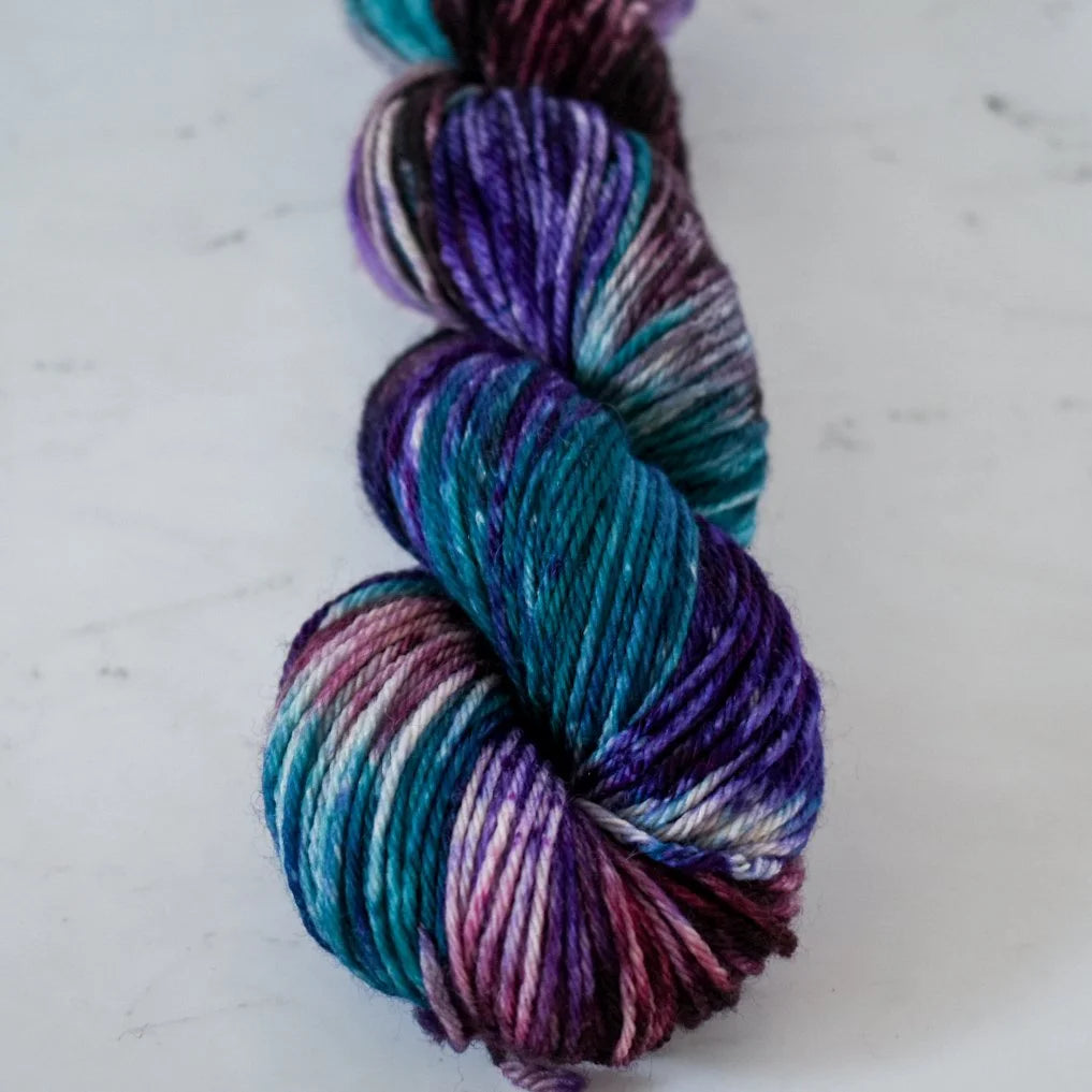 Fox & Hare Tolai Worsted
