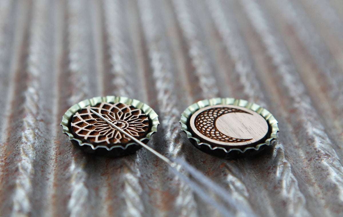 Sun and Moon Wood Magnetic Needle Minder for Needle Arts