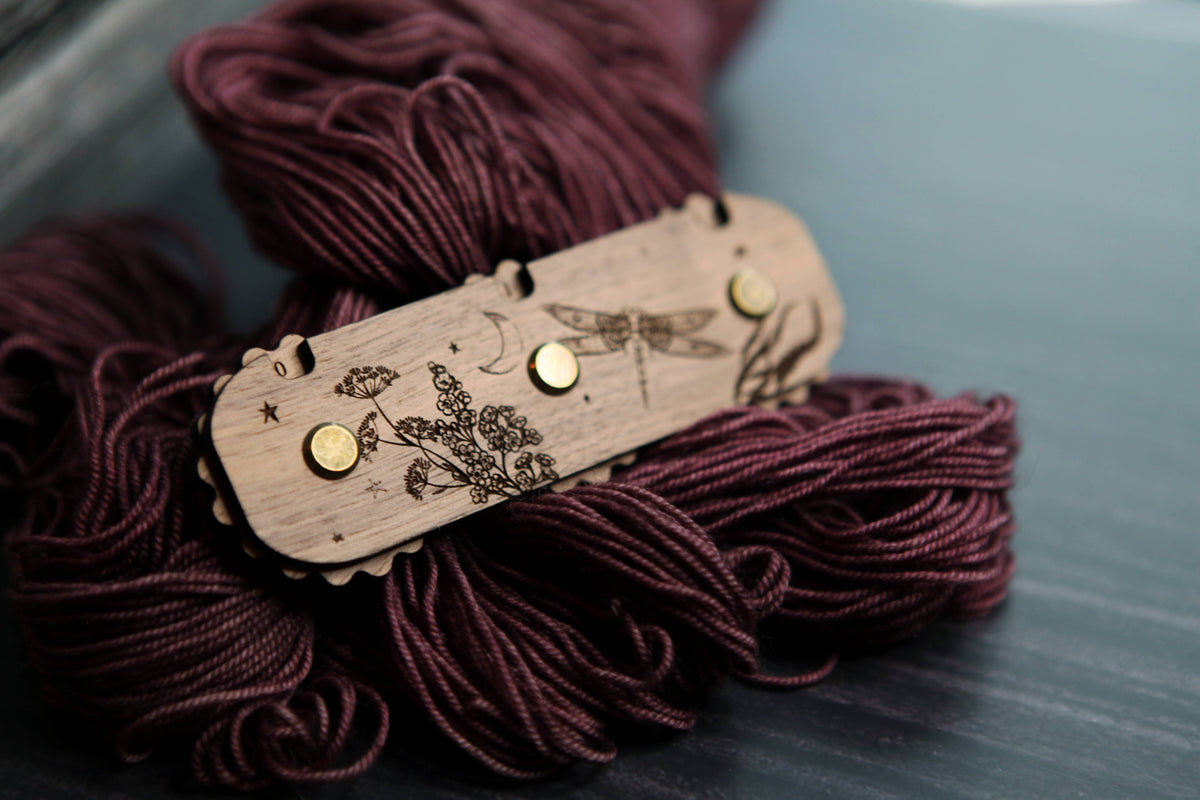 Dragonfly Moon 3-Dial Walnut Wood Knitting Row Counter