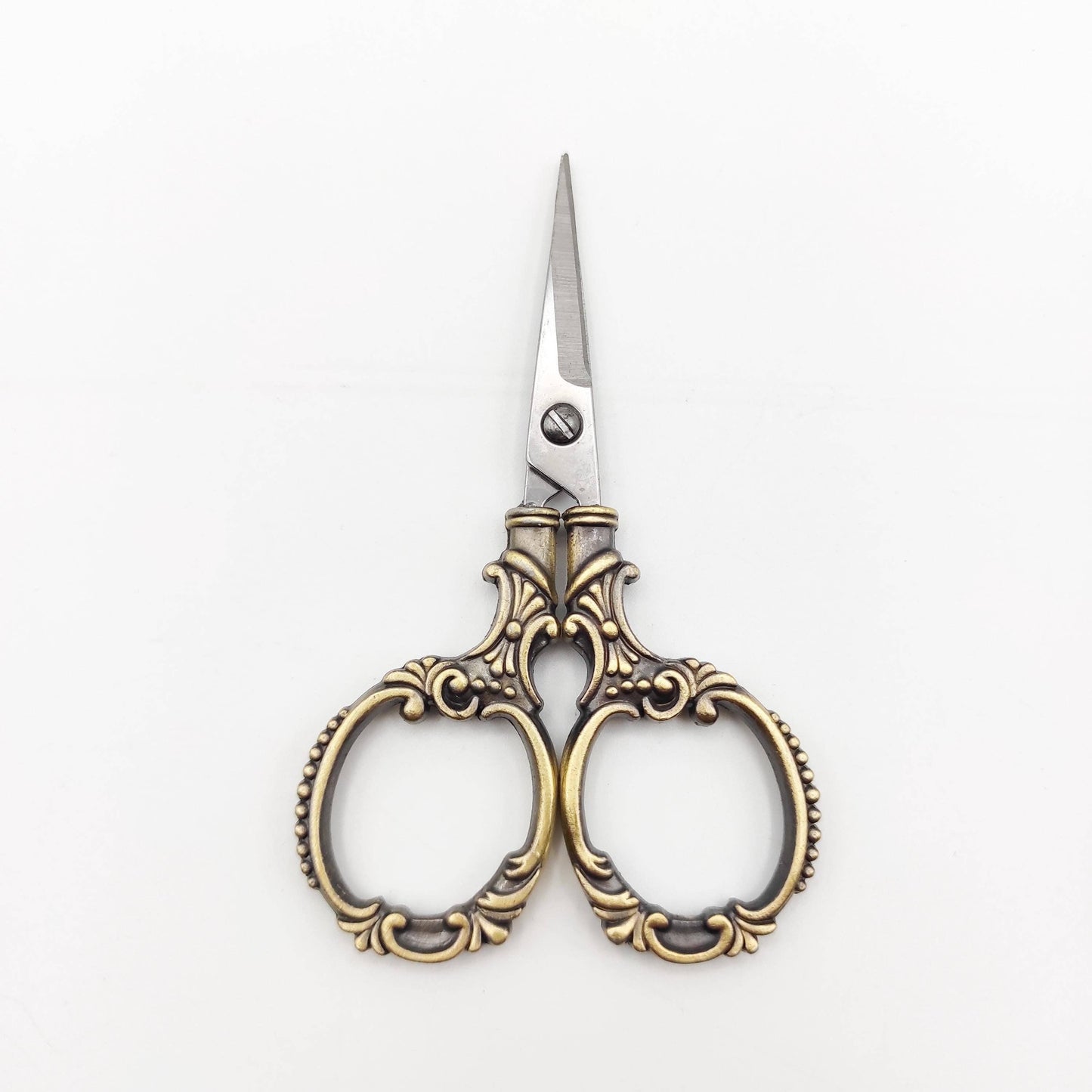 Unique Vintage Style Small Scissors