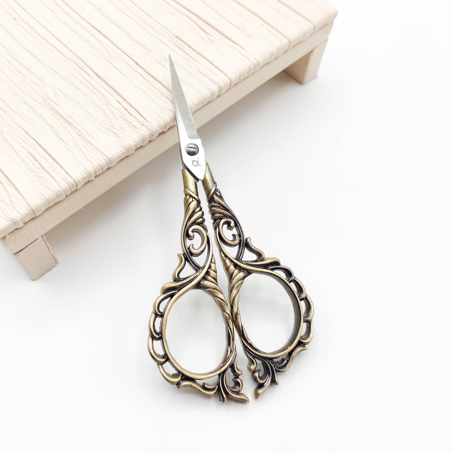 Ornate Pattern Vintage Style scissors