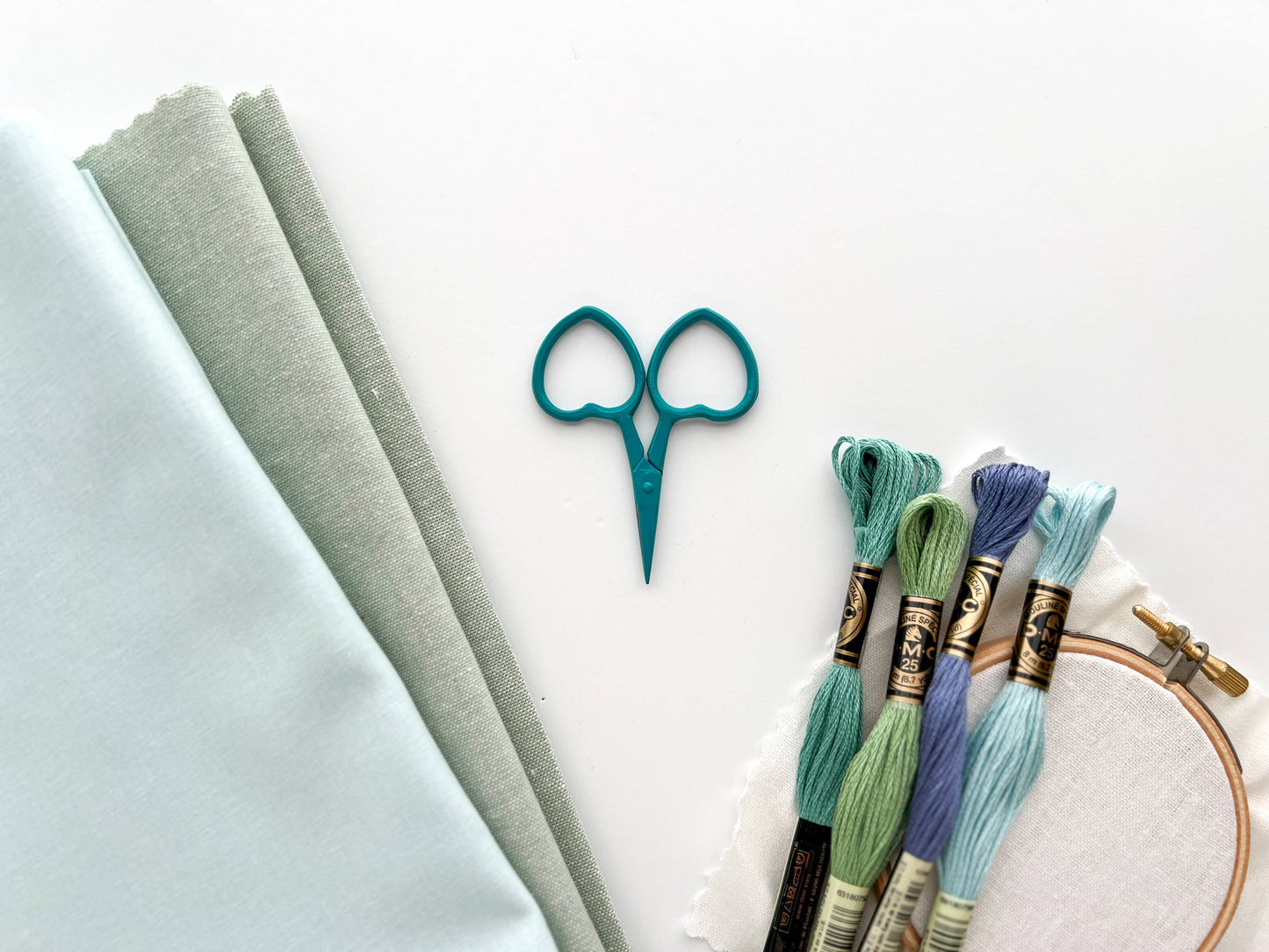 Small Heart scissors, tiny embroidery scissors, little snips