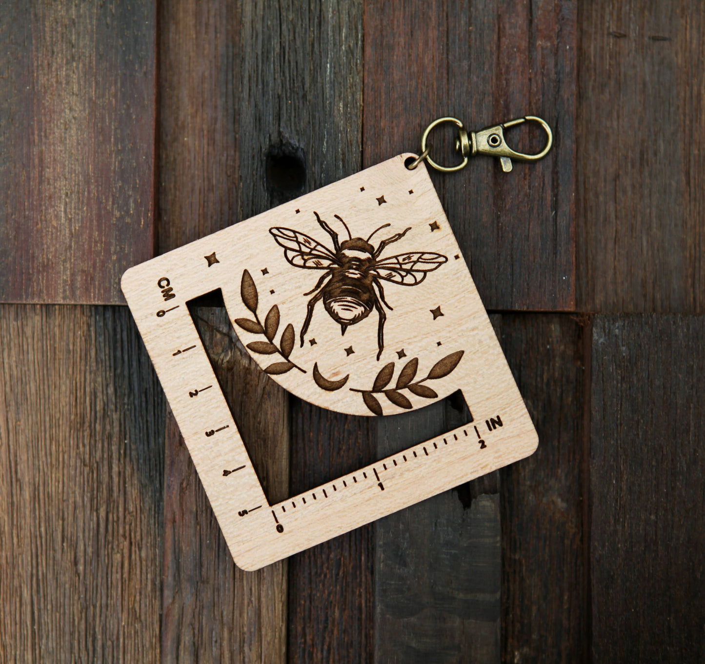 Bee, Stars & Moon Yarn Gauge Tool, Cherry & Bronze