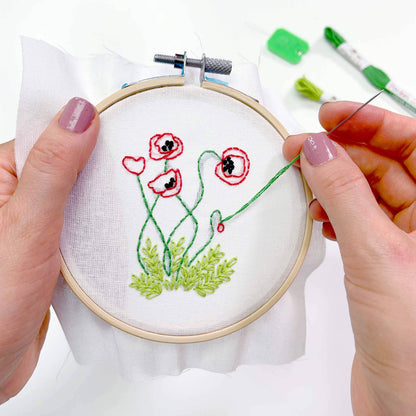 Poppy 4" embroidery kit