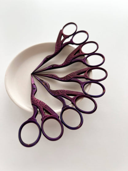 Embroidery Gradient stork scissors