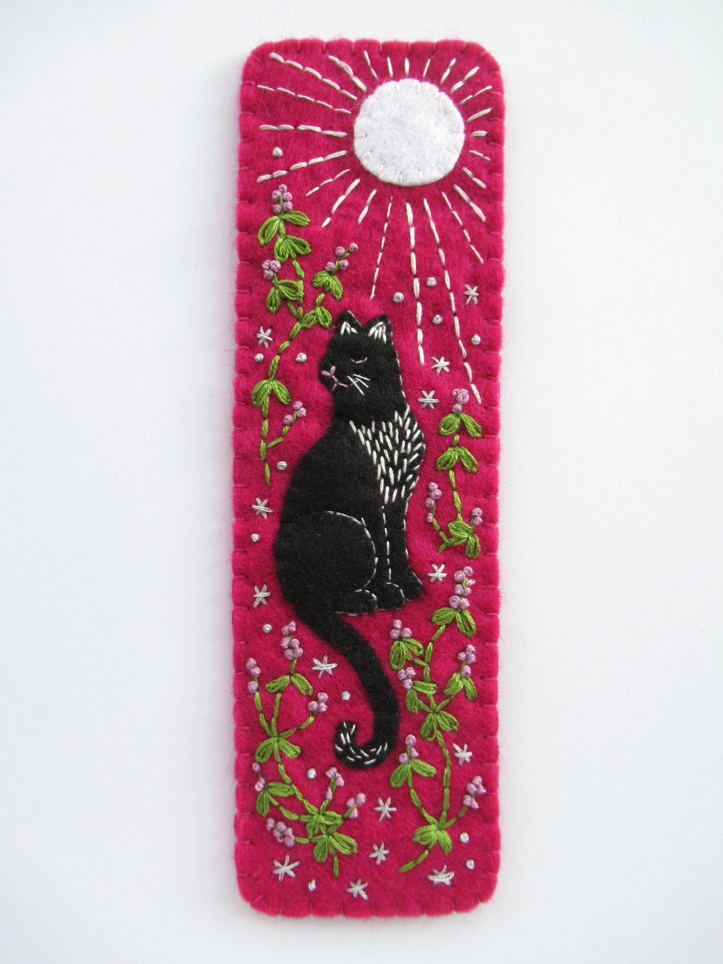 Black Cat Bookmark Felt Craft Kit | Beginner Kit for Adults
