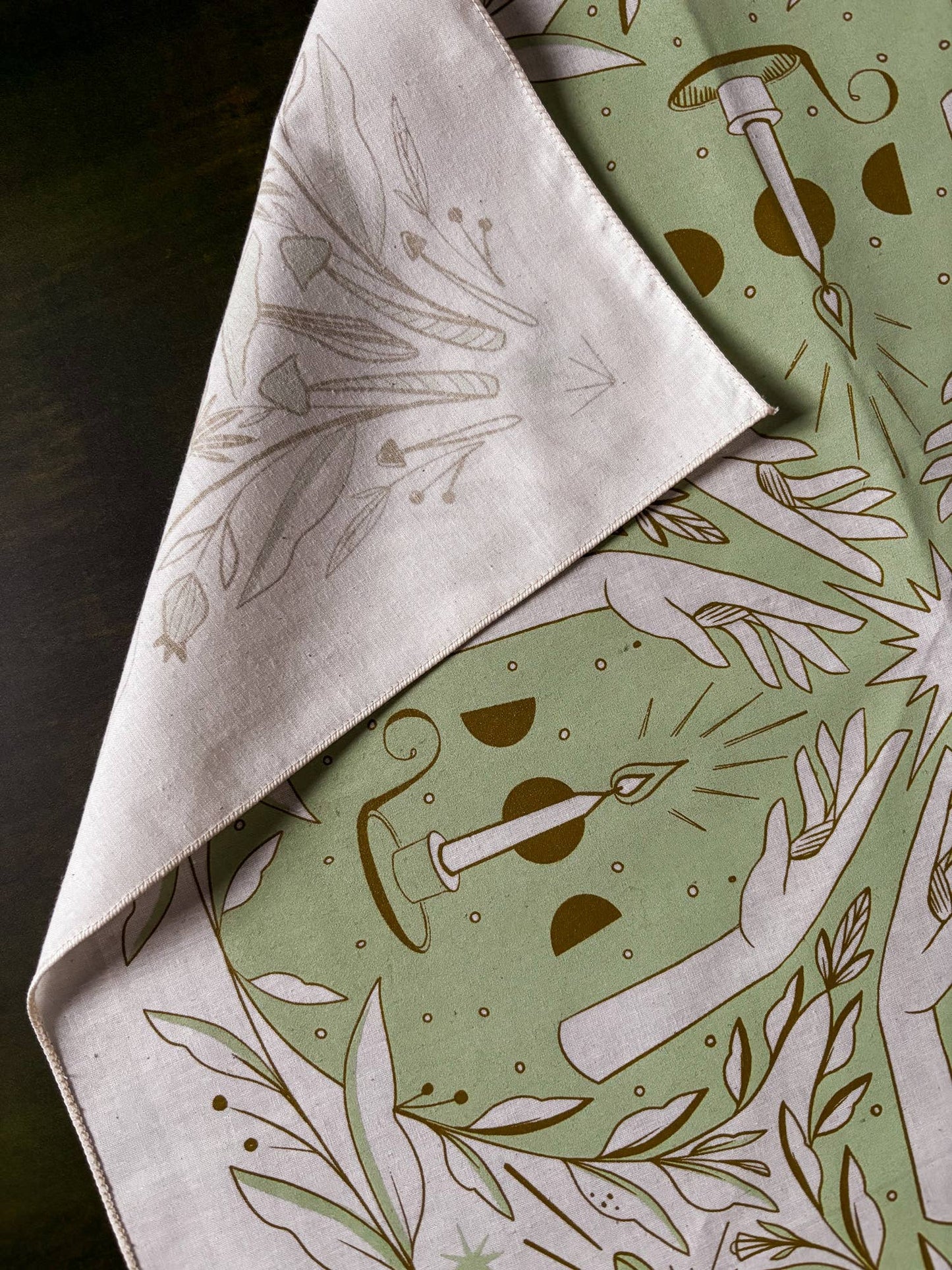 Bandana: Luminary; MOSS