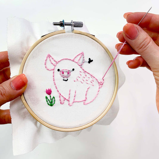 Pig 4" embroidery kit