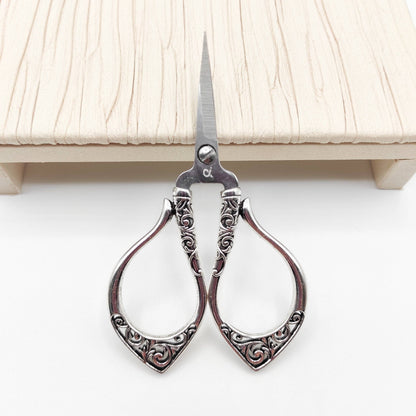 Vines Pattern Vintage Style scissor