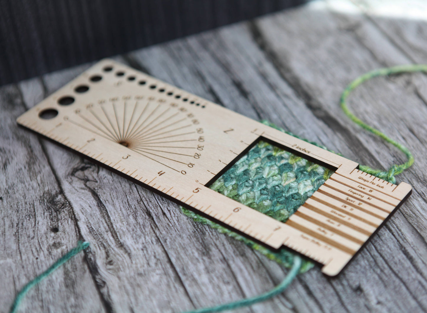 Luna 2" Gauge Swatch, Ruler, Needle, Twist Angle, Yarn Gauge