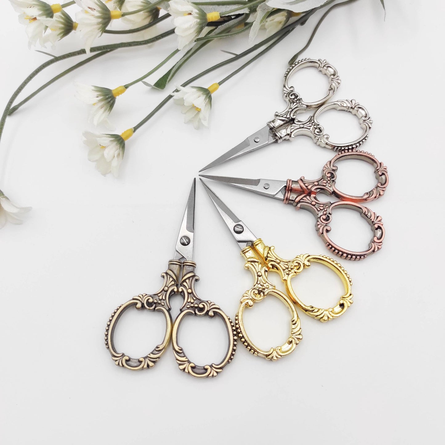 Unique Vintage Style Small Scissors
