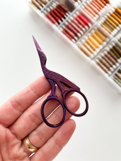 Embroidery Gradient stork scissors